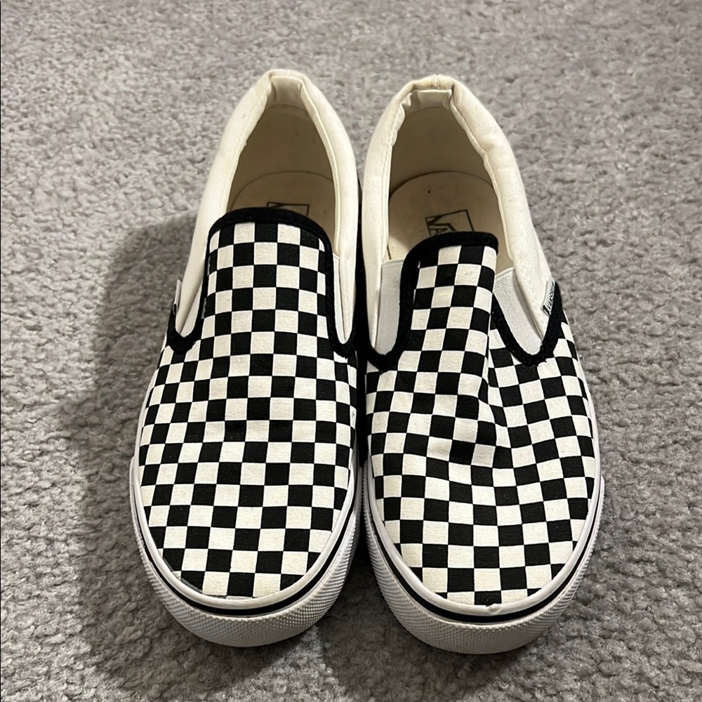 VansRun Checkered Slip-On Shoes - Black and White - not the real brand